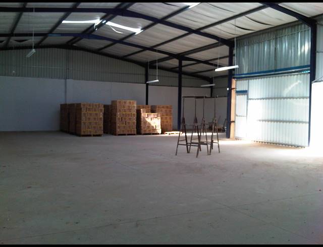 428M² WAREHOUSE RENTED IN UVONGO